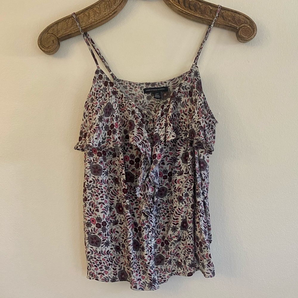 AMERICAN EAGLE Floral Spaghetti Strap Top